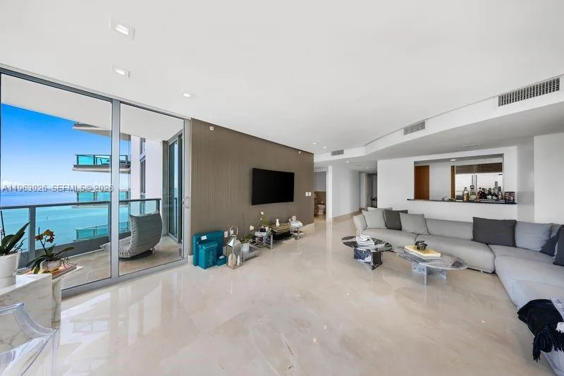 1331 Brickell Bay Dr # 1602, Miami, FL 33131 photo 10