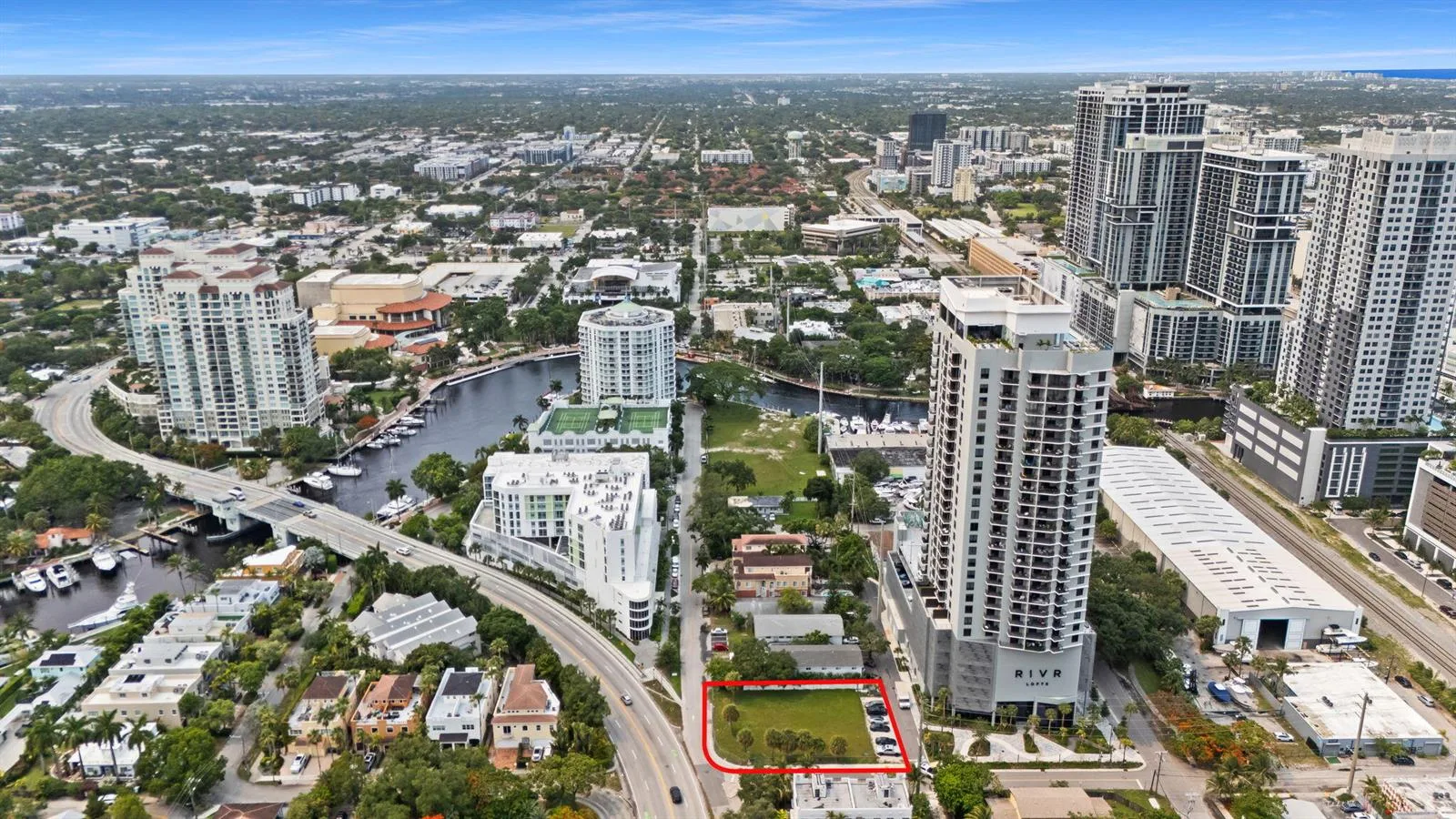460 SW 4TH Avenue, Fort Lauderdale, FL 33315 photo 3