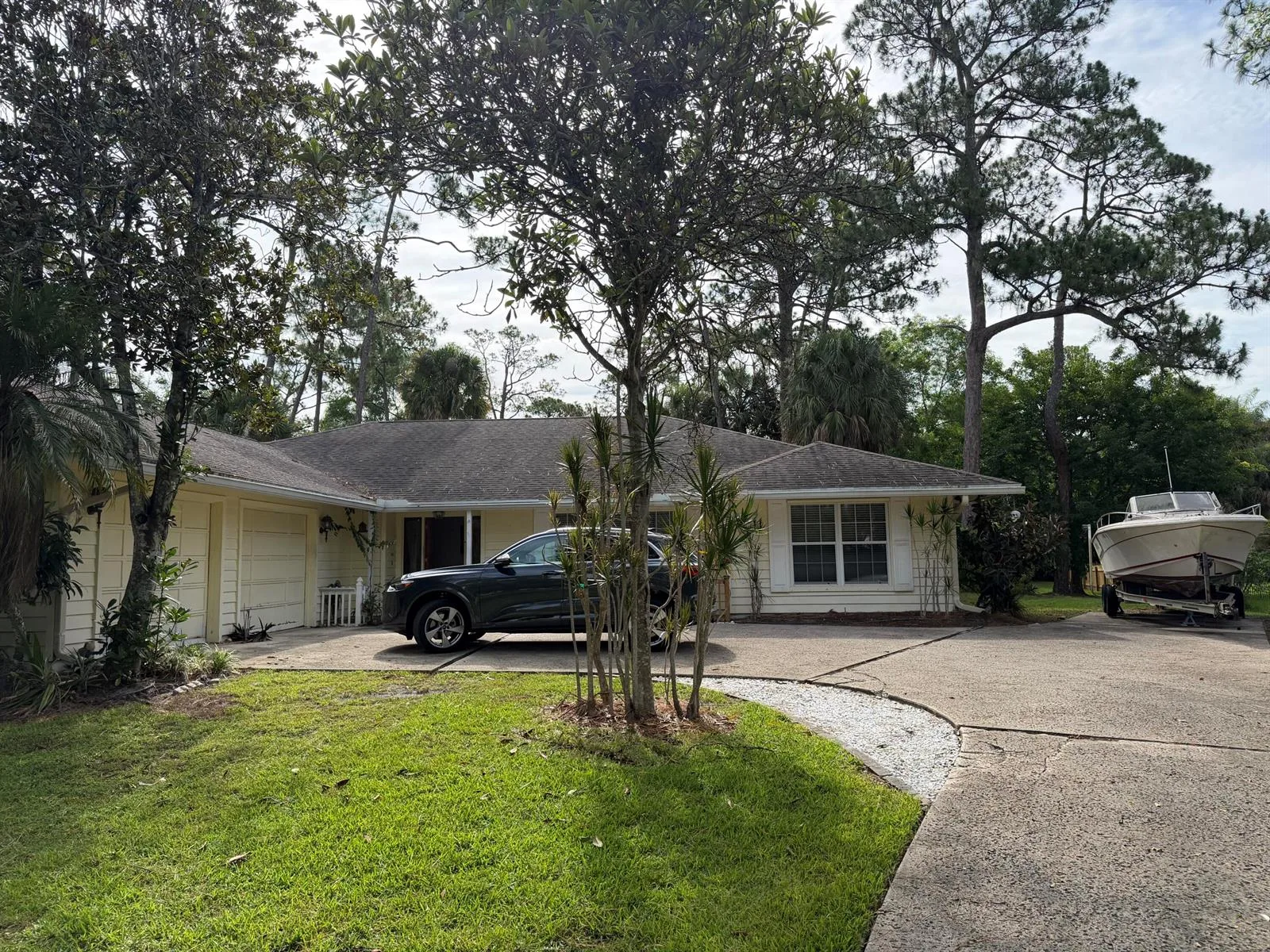 1140 SE Buttonwood Circle, Stuart, FL 34997