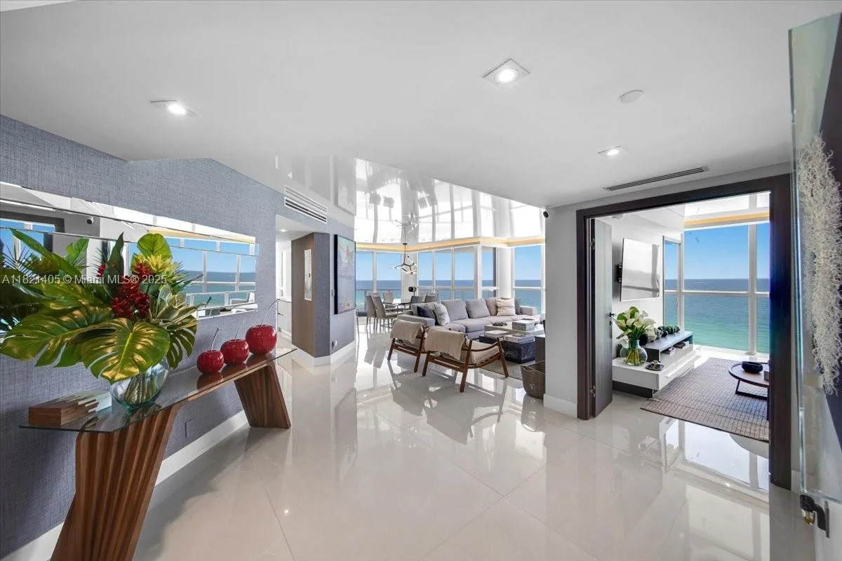 16425 Collins Ave # 1016, Sunny Isles Beach, FL 33160 photo 2