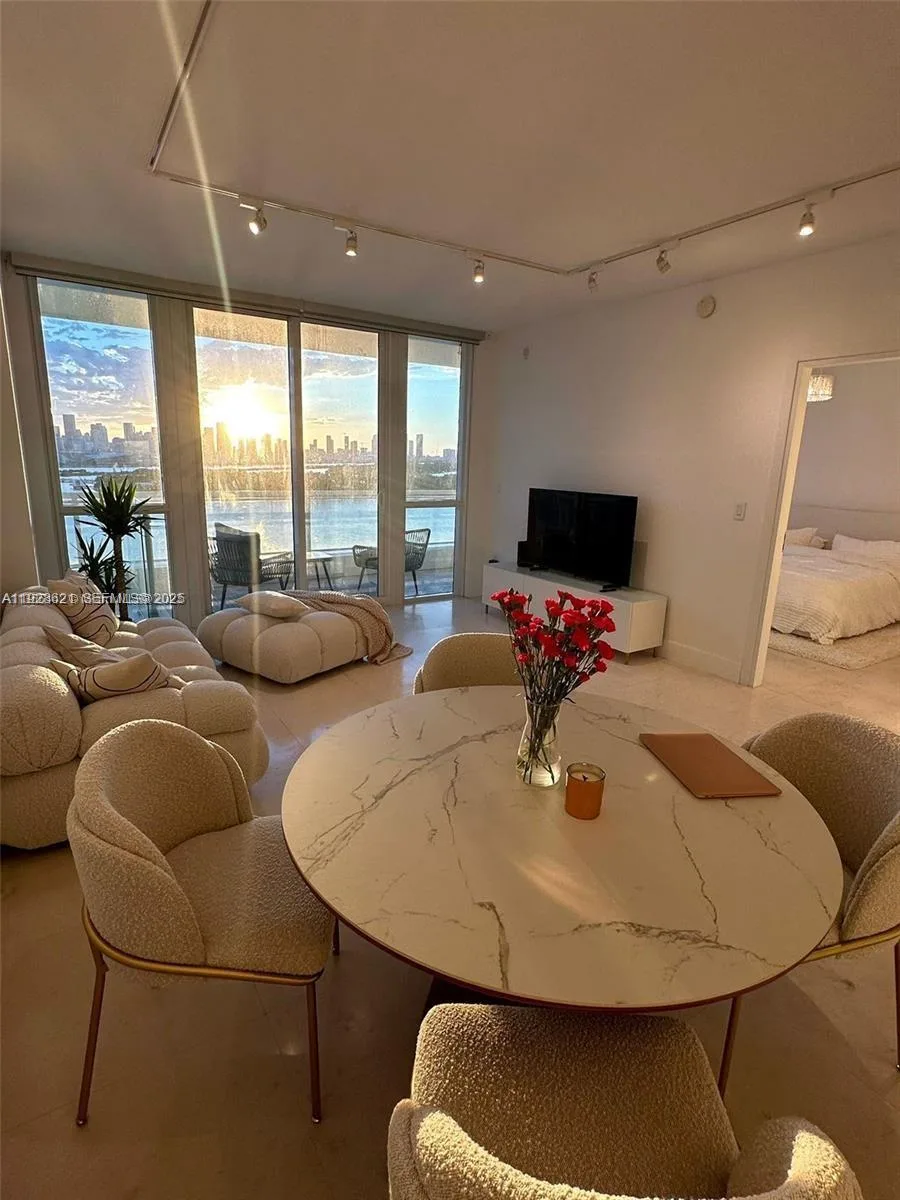 540 West Ave # 1613, Miami Beach, FL 33139 photo 4