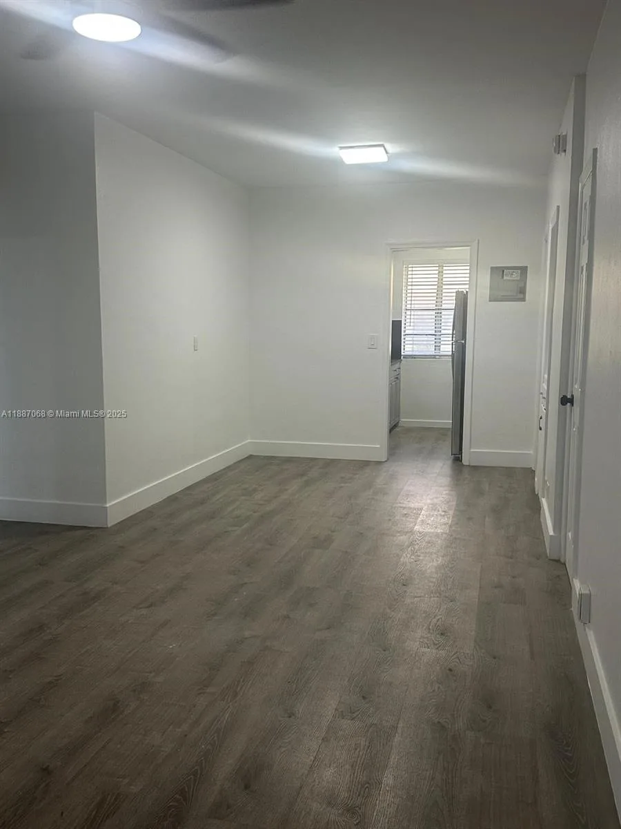 6805 Abbott Ave # 1, Miami Beach, FL 33141