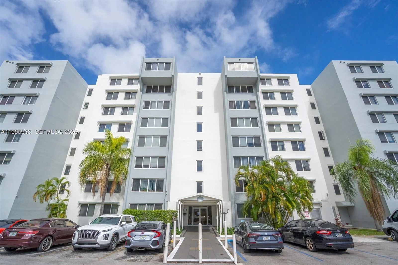 9143 SW 77th Ave # B105, Miami, FL 33156