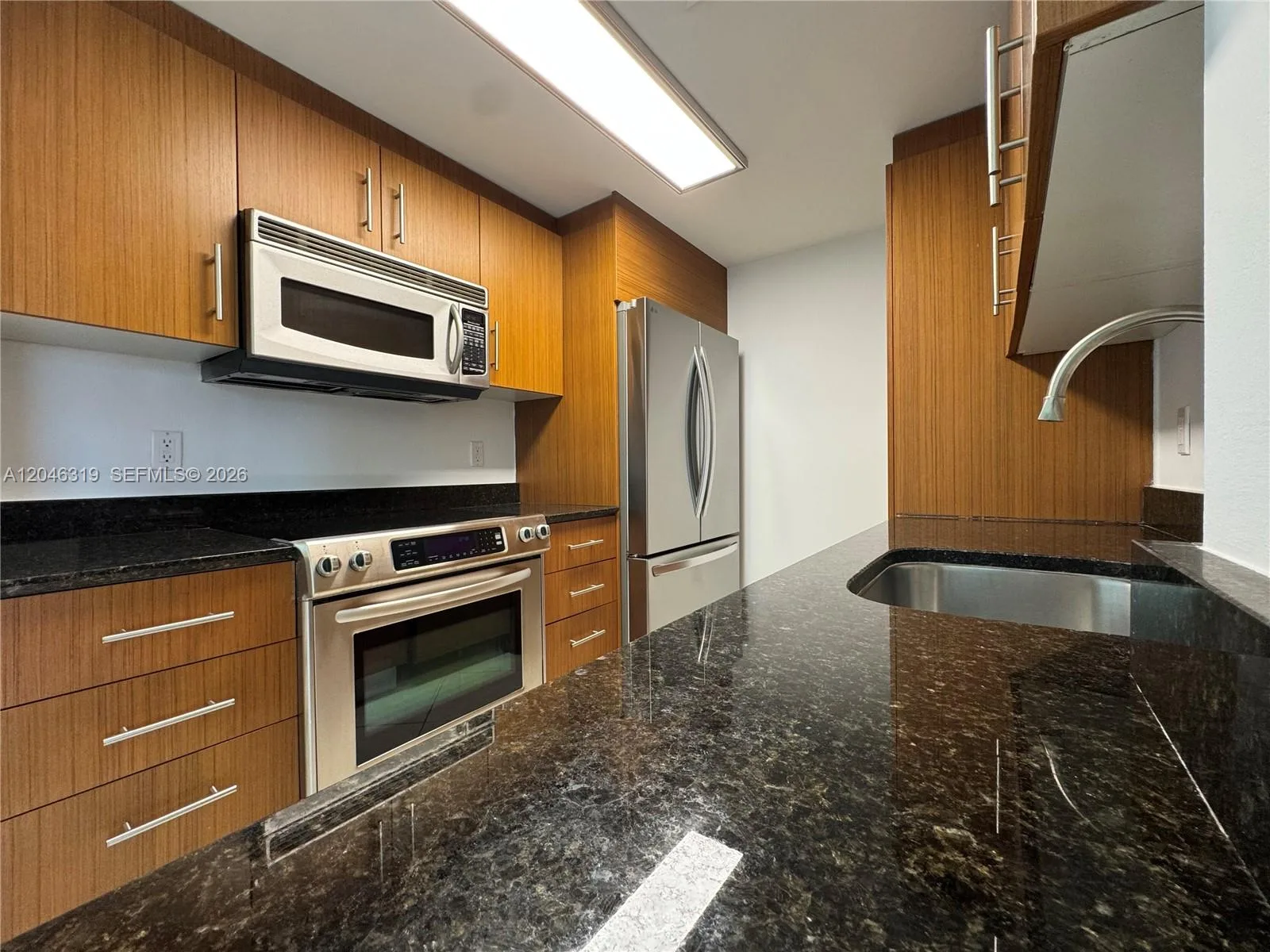 10275 Collins Ave # 318, Bal Harbour, FL 33154 photo 11