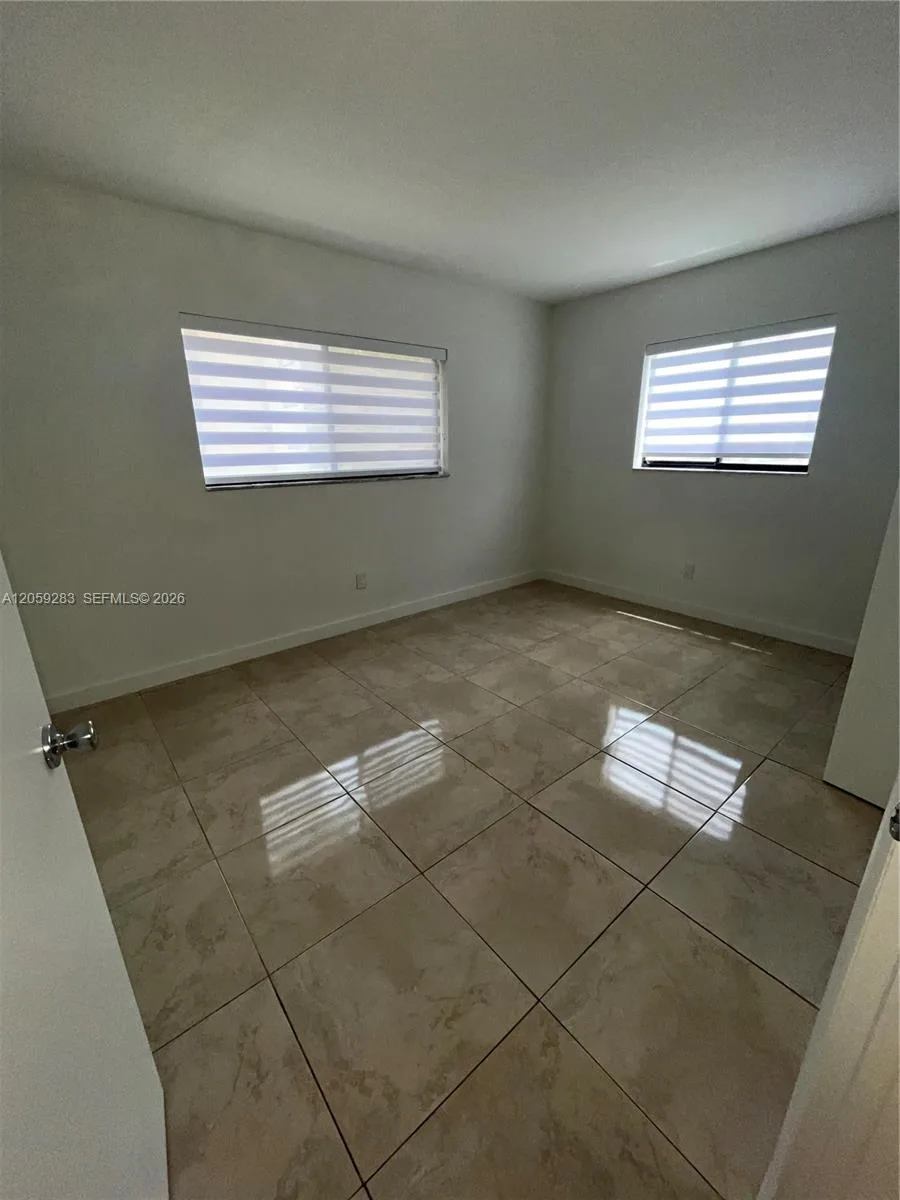 8625 NW 8th St # 213, Miami, FL 33126 photo 11
