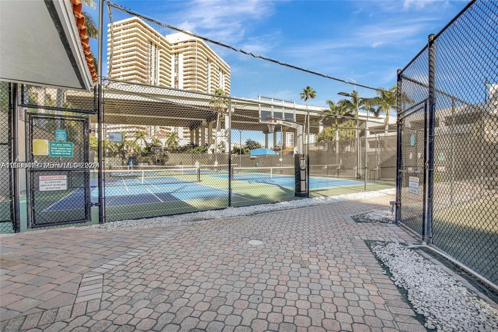 3600 Mystic Pointe Dr # 511, Aventura, FL 33180 photo 13