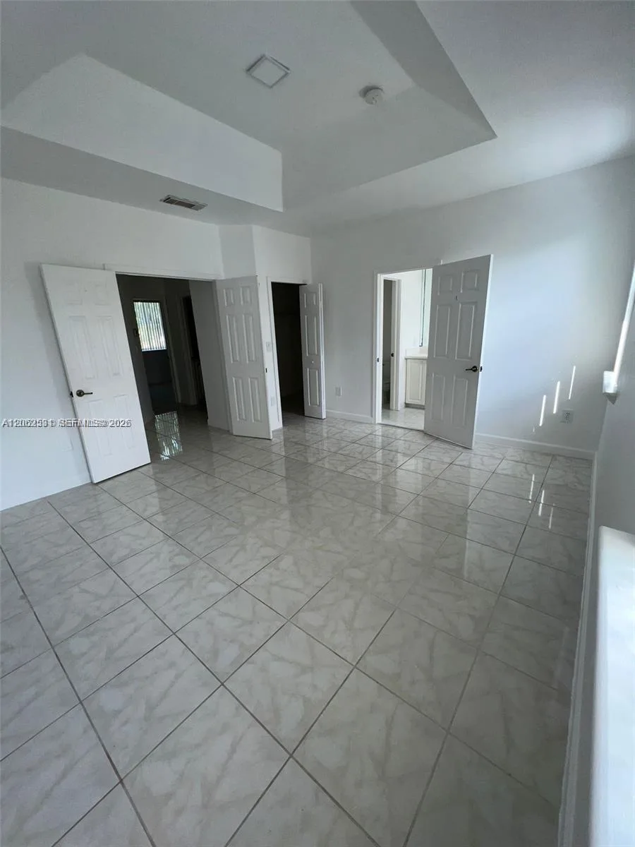 4847 NW 108th Ct, Doral, FL 33178 photo 7