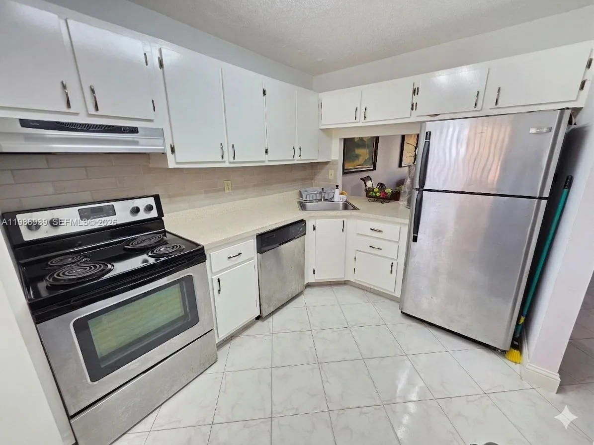1751 NW 75th Ave # 313, Plantation, FL 33313 photo 4