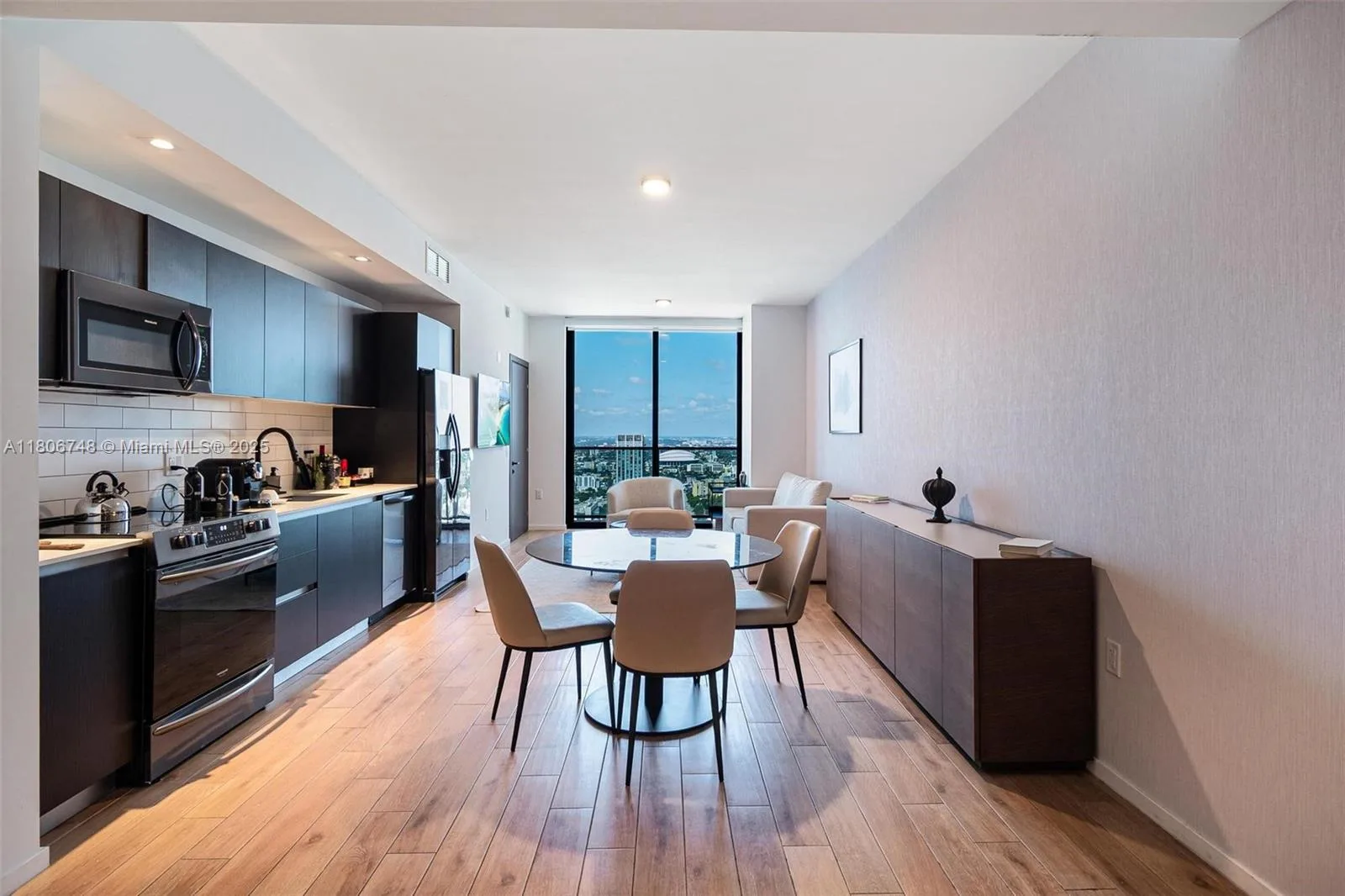 398 NE 5th St # 4518, Miami, FL 33132 photo 3