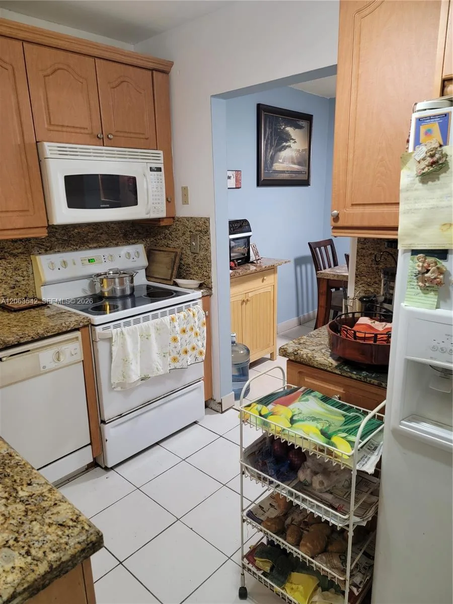 1425 Arthur St # 216B, Hollywood, FL 33020 photo 11