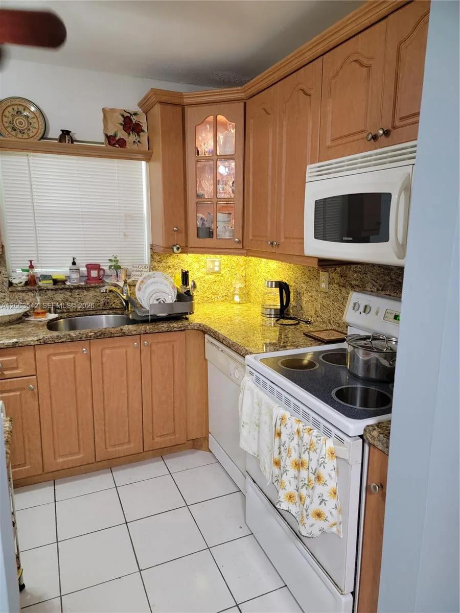 1425 Arthur St # 216B, Hollywood, FL 33020 photo 9