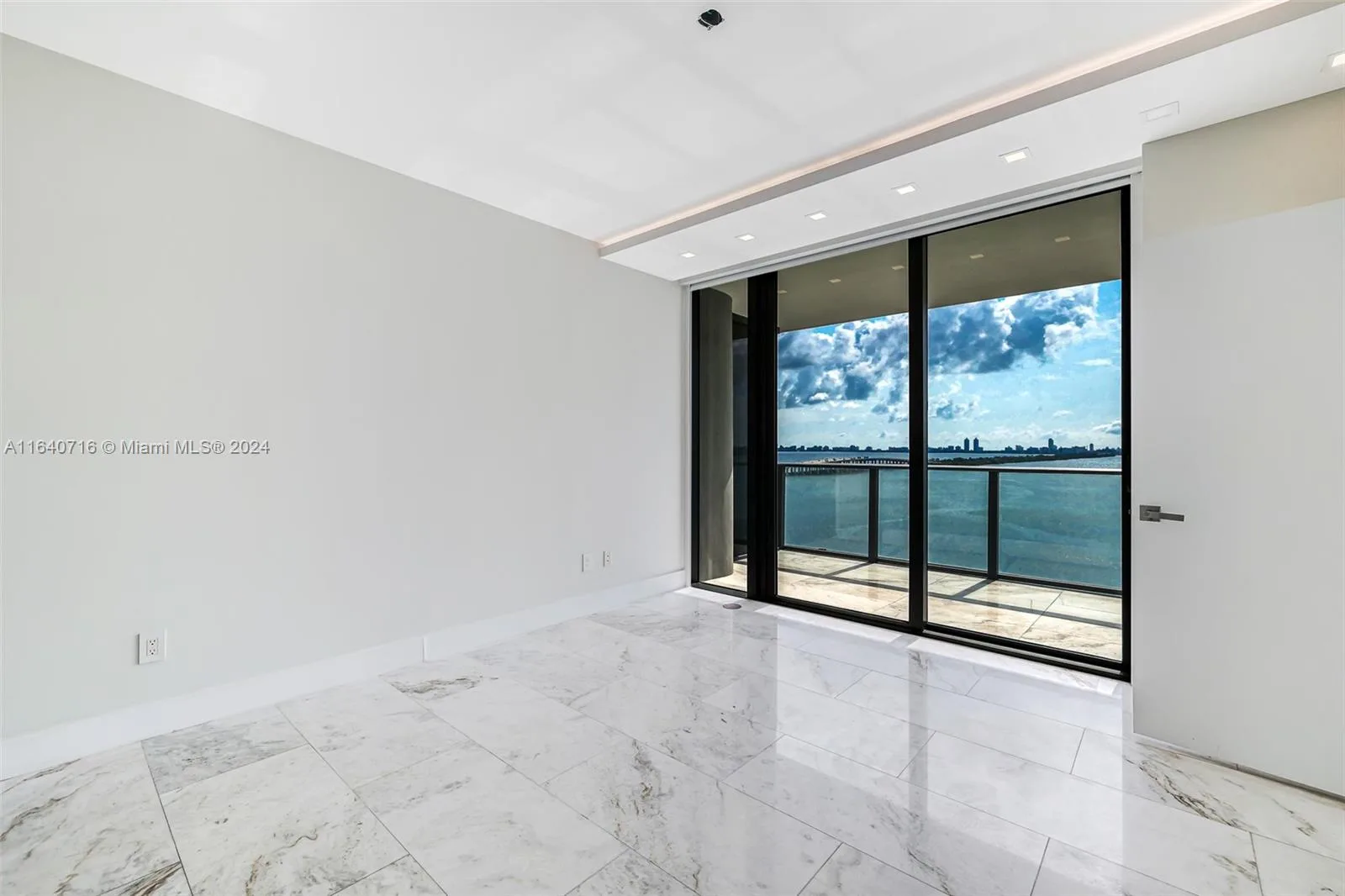 3131 NE 7th Ave # 1101, Miami, FL 33137 photo 13