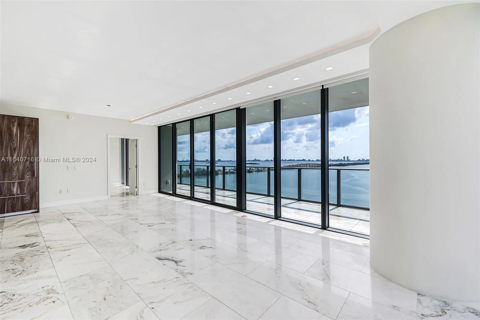 3131 NE 7th Ave # 1101, Miami, FL 33137 photo 3