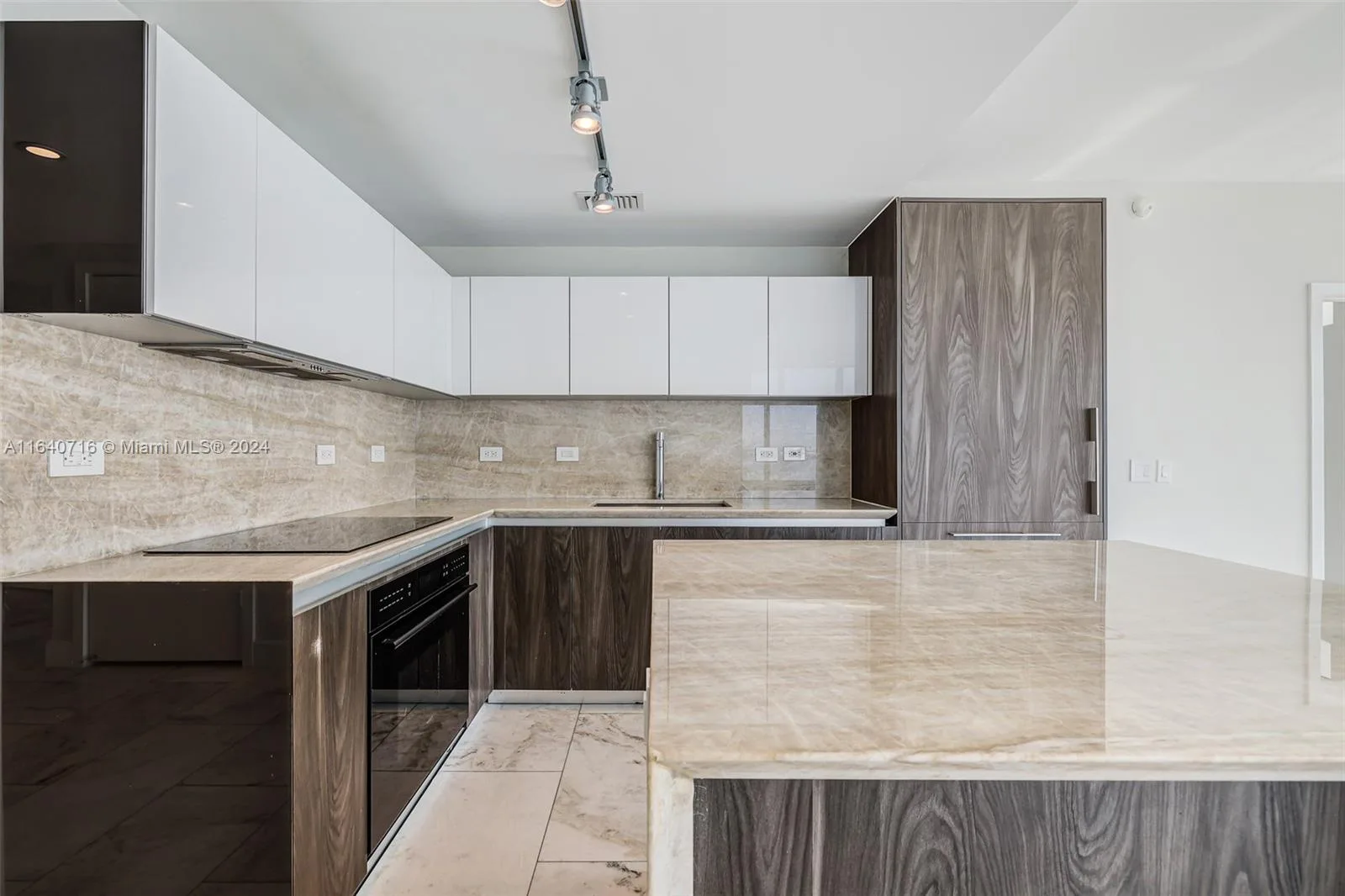 3131 NE 7th Ave # 1101, Miami, FL 33137 photo 7