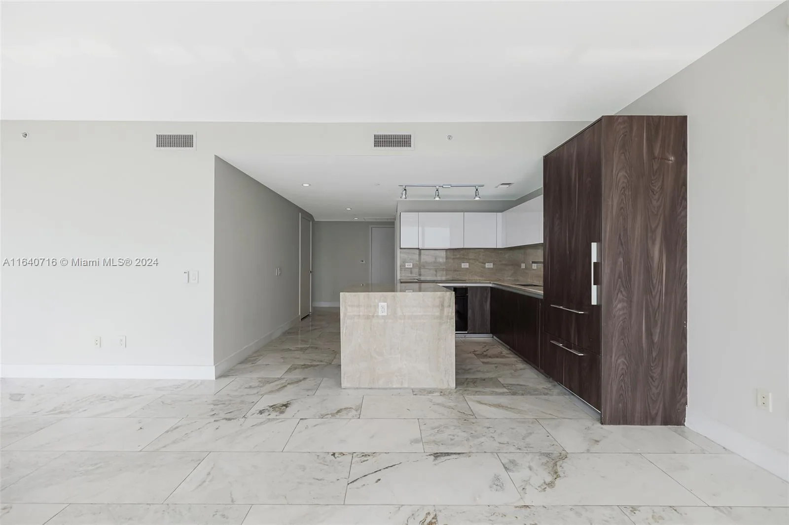 3131 NE 7th Ave # 1101, Miami, FL 33137 photo 9