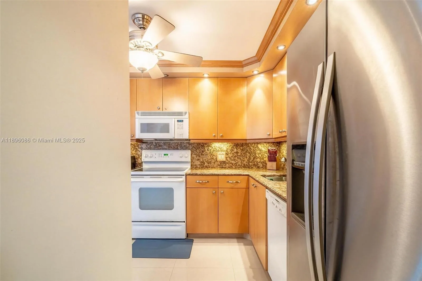 2101 S Ocean Dr # 905, Hollywood, FL 33019 photo 4