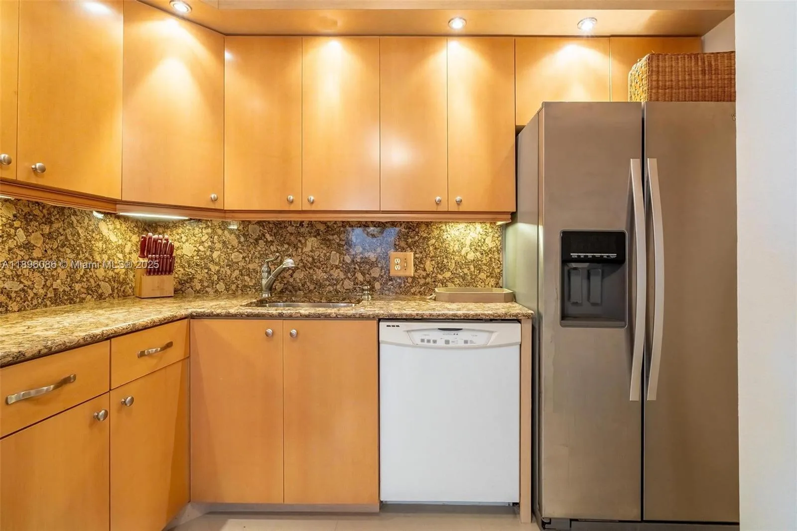 2101 S Ocean Dr # 905, Hollywood, FL 33019 photo 5