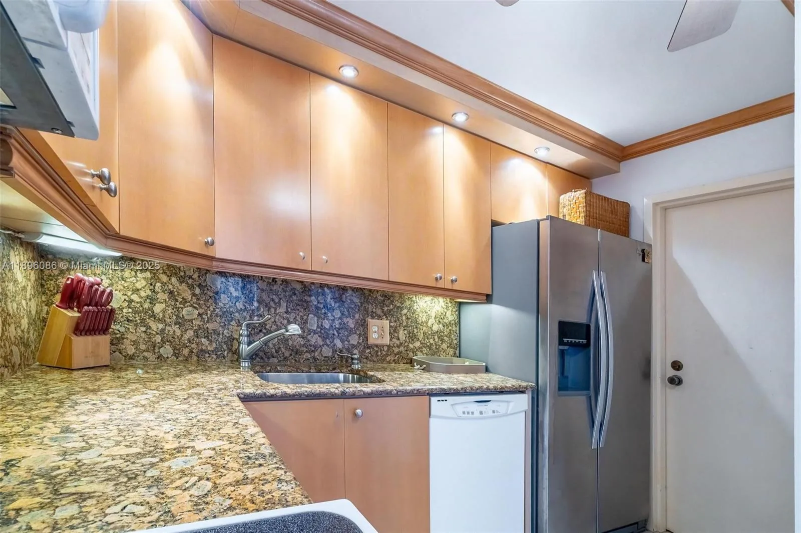 2101 S Ocean Dr # 905, Hollywood, FL 33019 photo 6