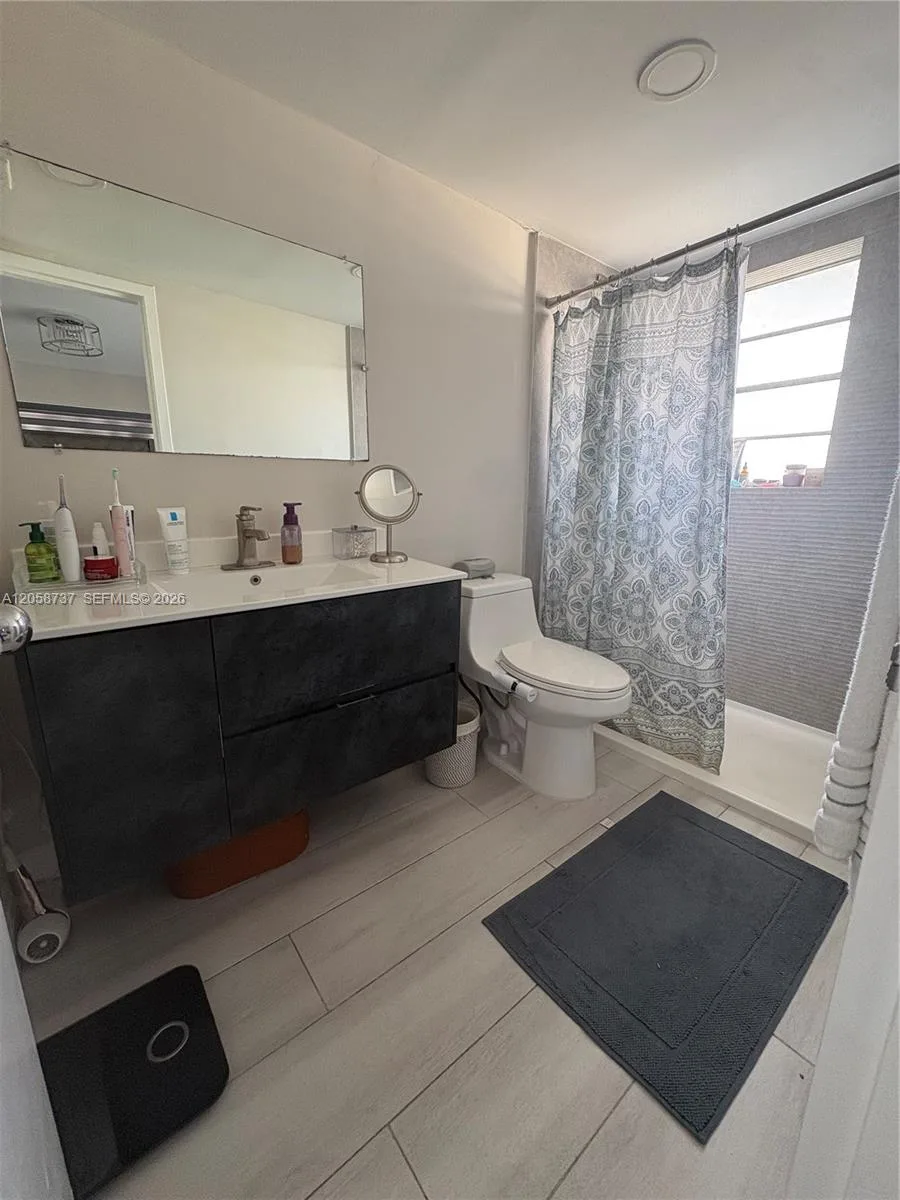 7620 Carlyle Ave # 502, Miami Beach, FL 33141 photo 8