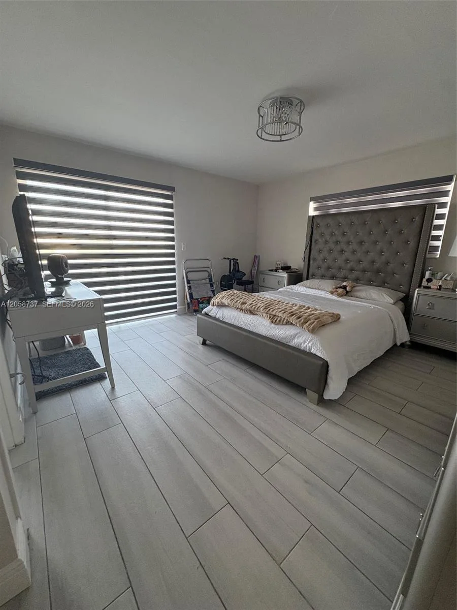 7620 Carlyle Ave # 502, Miami Beach, FL 33141 photo 9