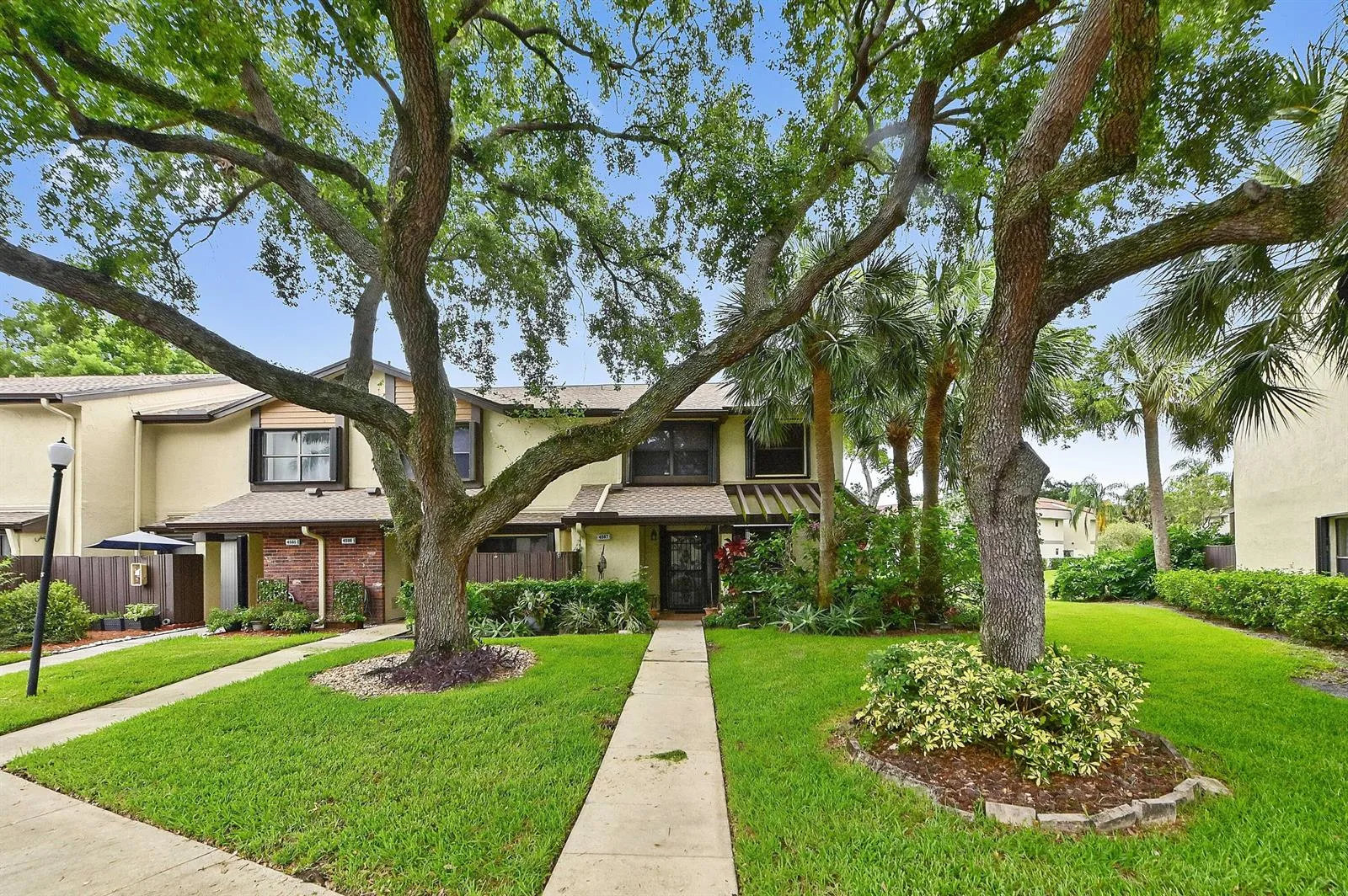 4587 Carambola Circle S # 27218, Coconut Creek, FL 33066
