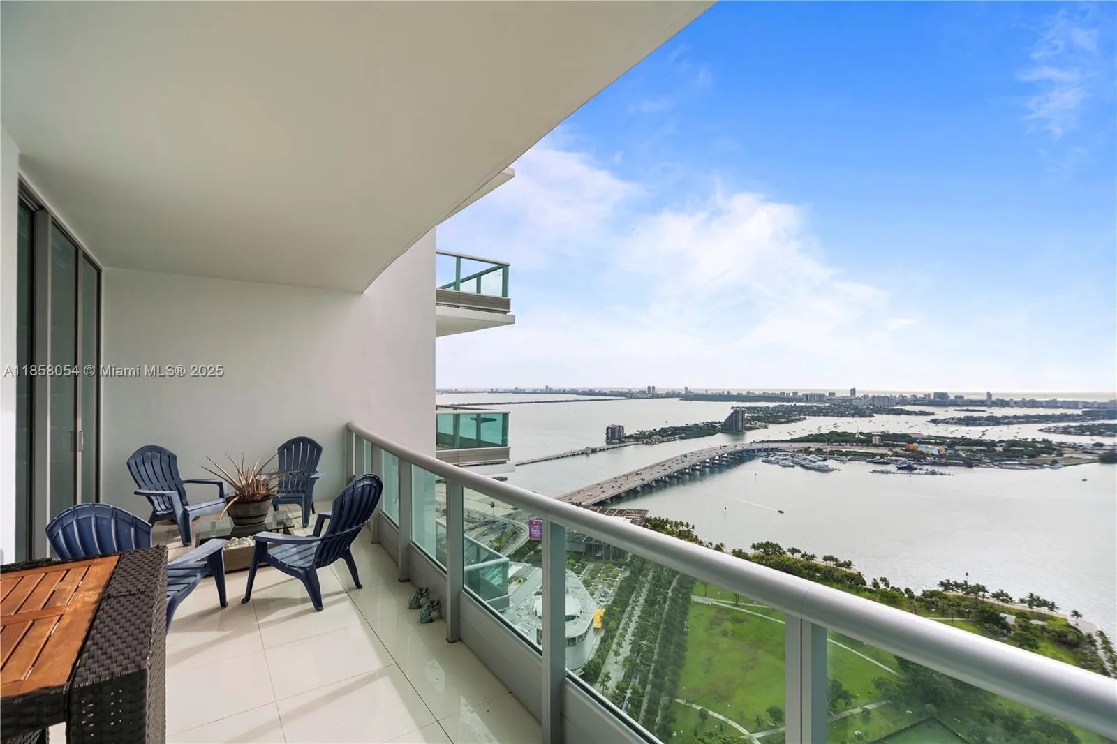 900 Biscayne Blvd # 5102, Miami, FL 33132 photo 11