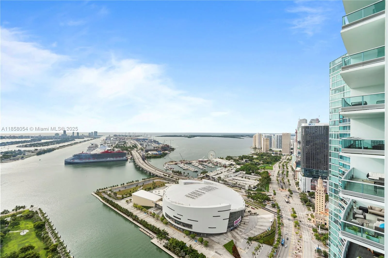 900 Biscayne Blvd # 5102, Miami, FL 33132 photo 4