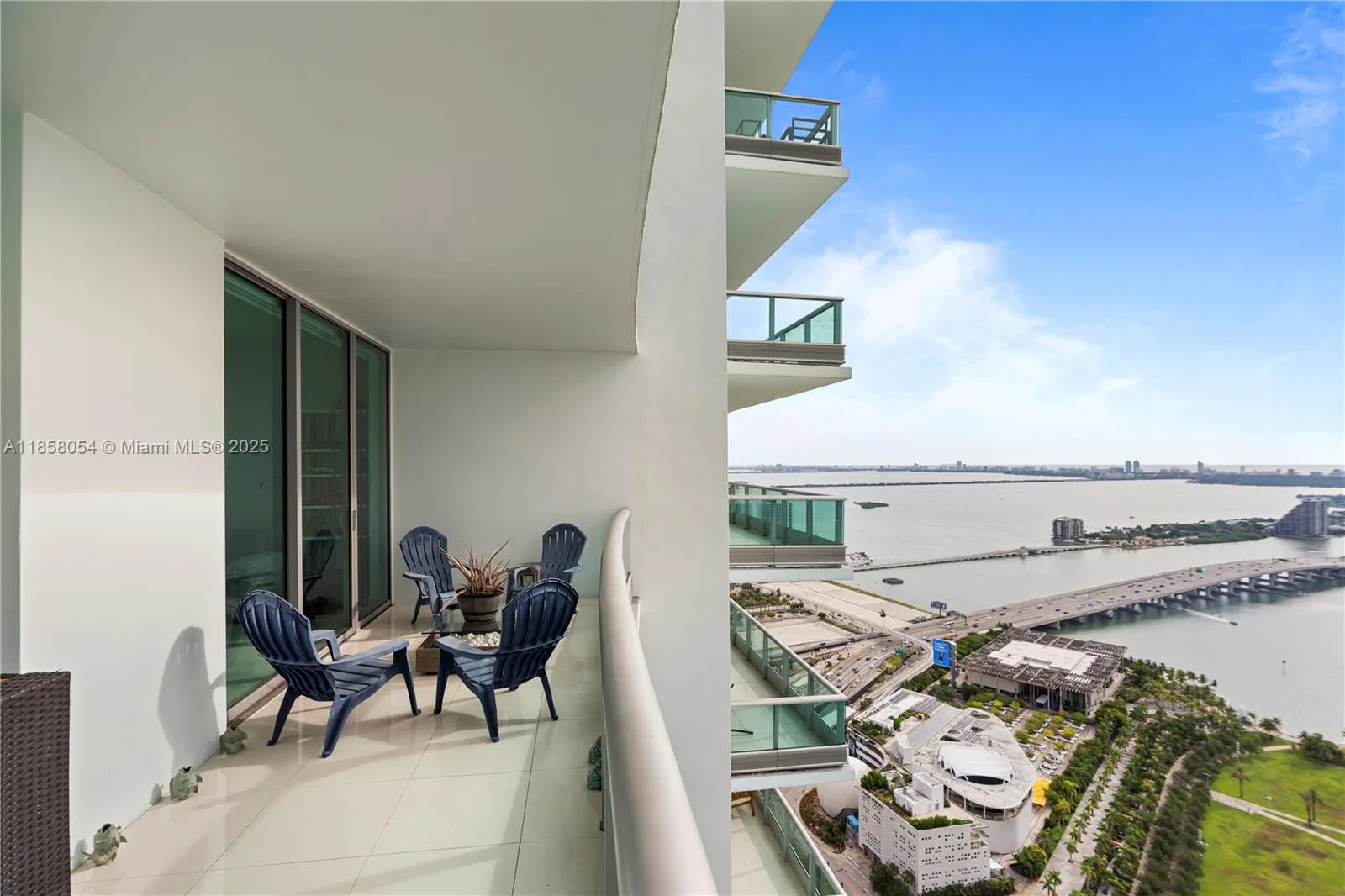 900 Biscayne Blvd # 5102, Miami, FL 33132 photo 8
