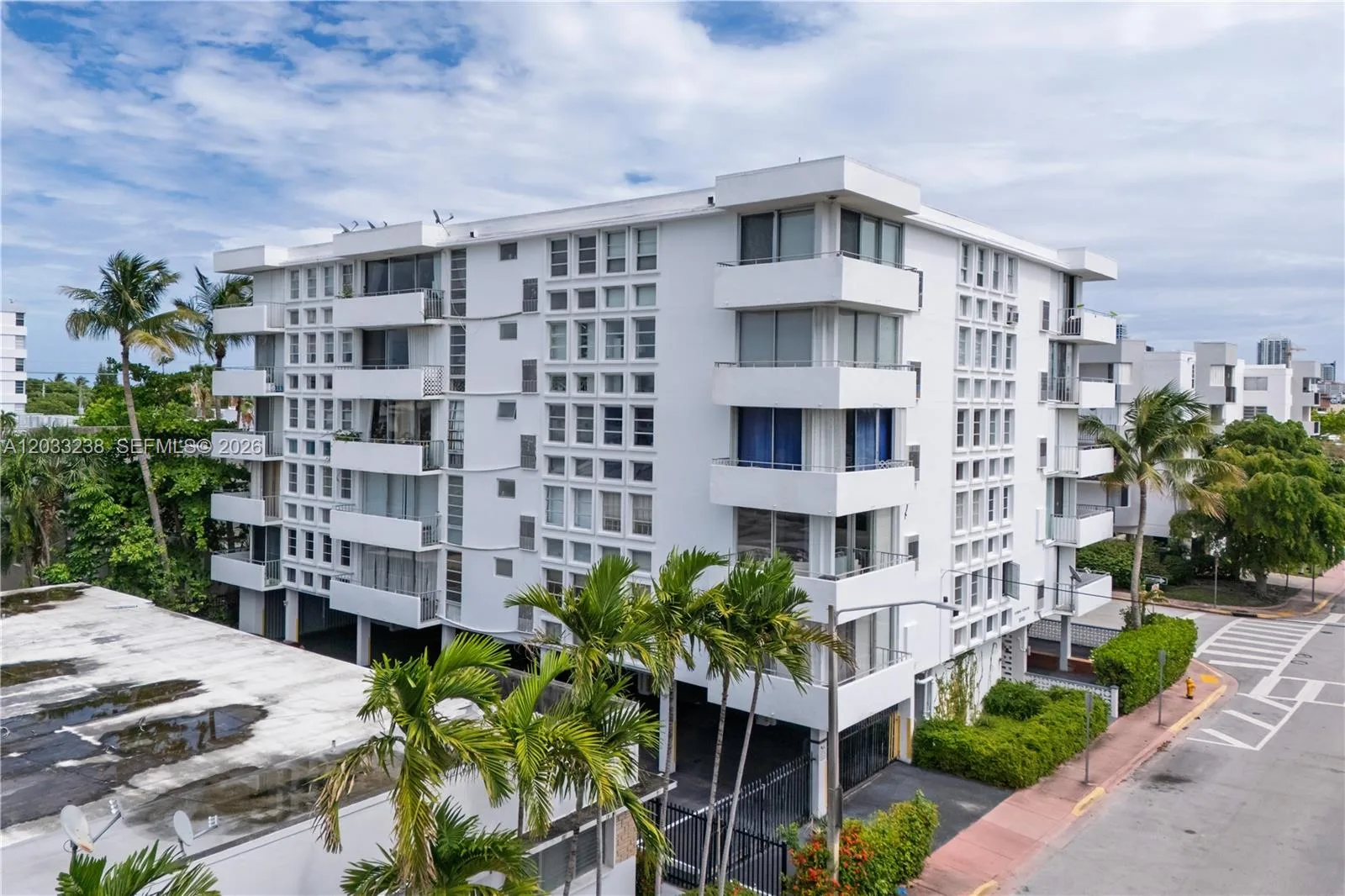 8001 Byron Ave # 3C, Miami Beach, FL 33141