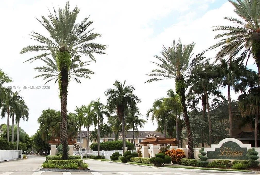 5640 NW 115th Ct # 211, Doral, FL 33178