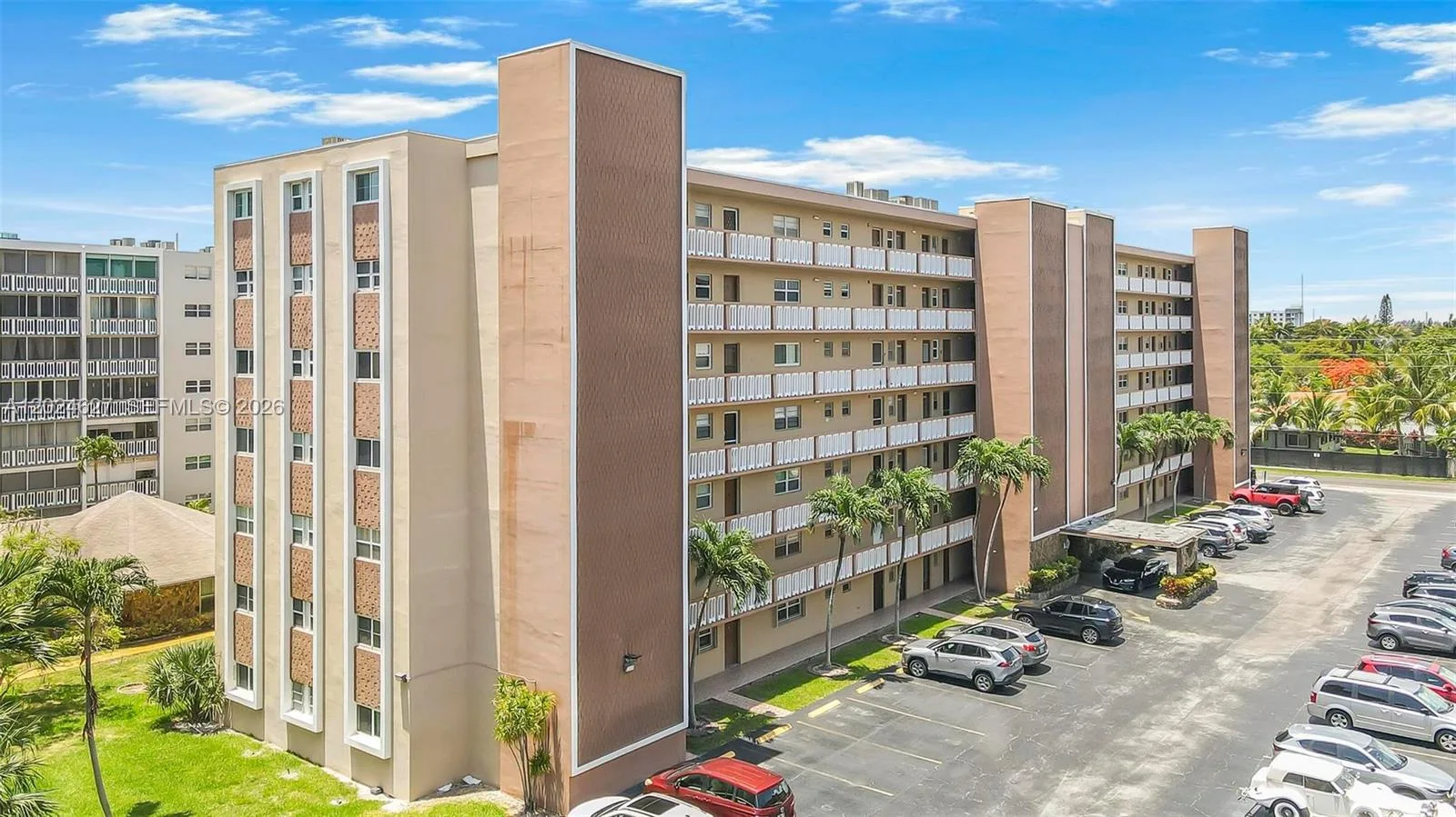 500 NE 12th Ave # 407, Hallandale Beach, FL 33009