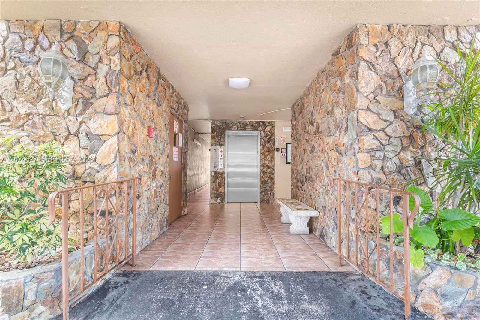 500 NE 12th Ave # 407, Hallandale Beach, FL 33009 photo 3