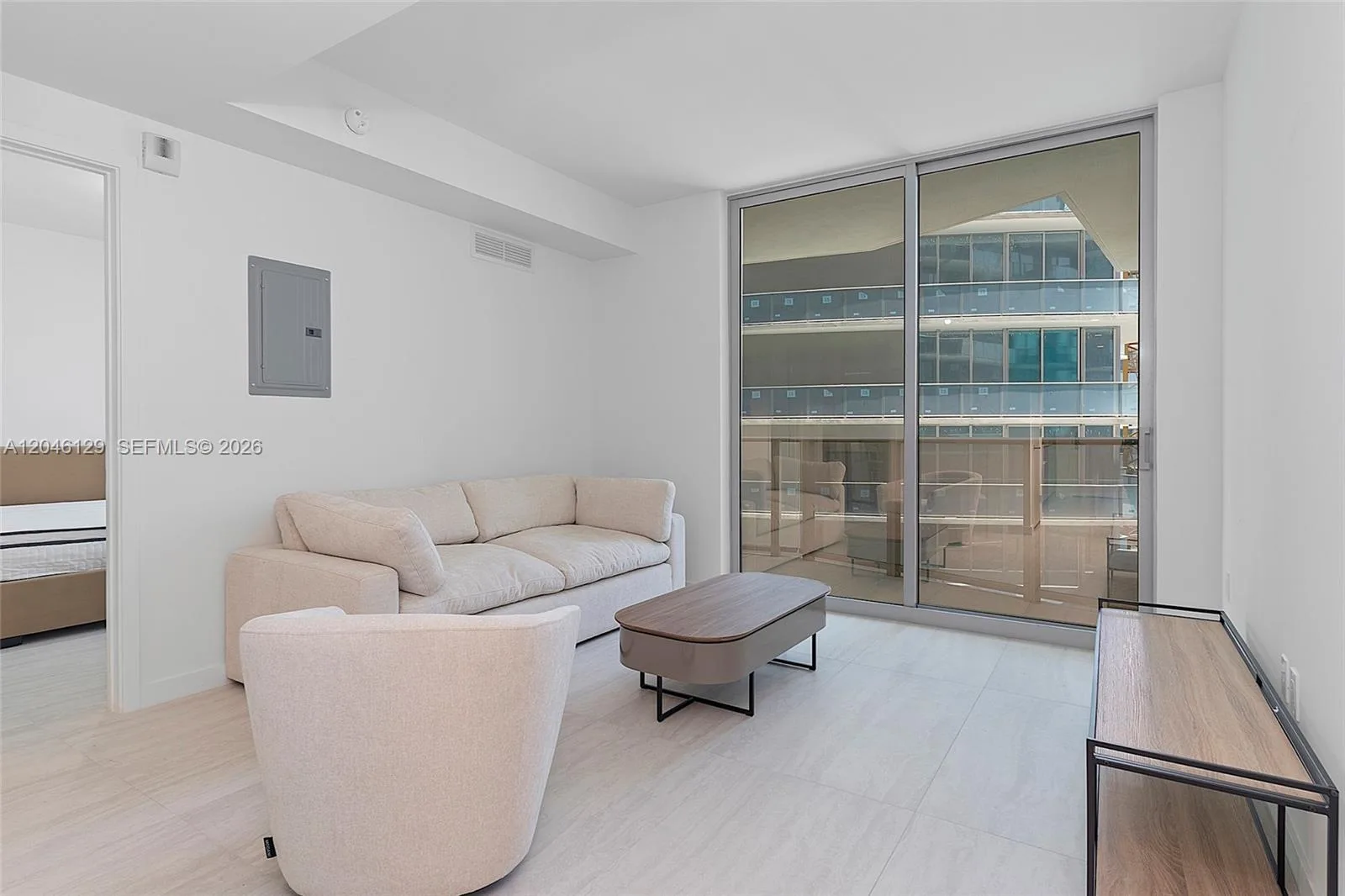 77 SE 5th St. # 1905, Miami, FL 33131 photo 6