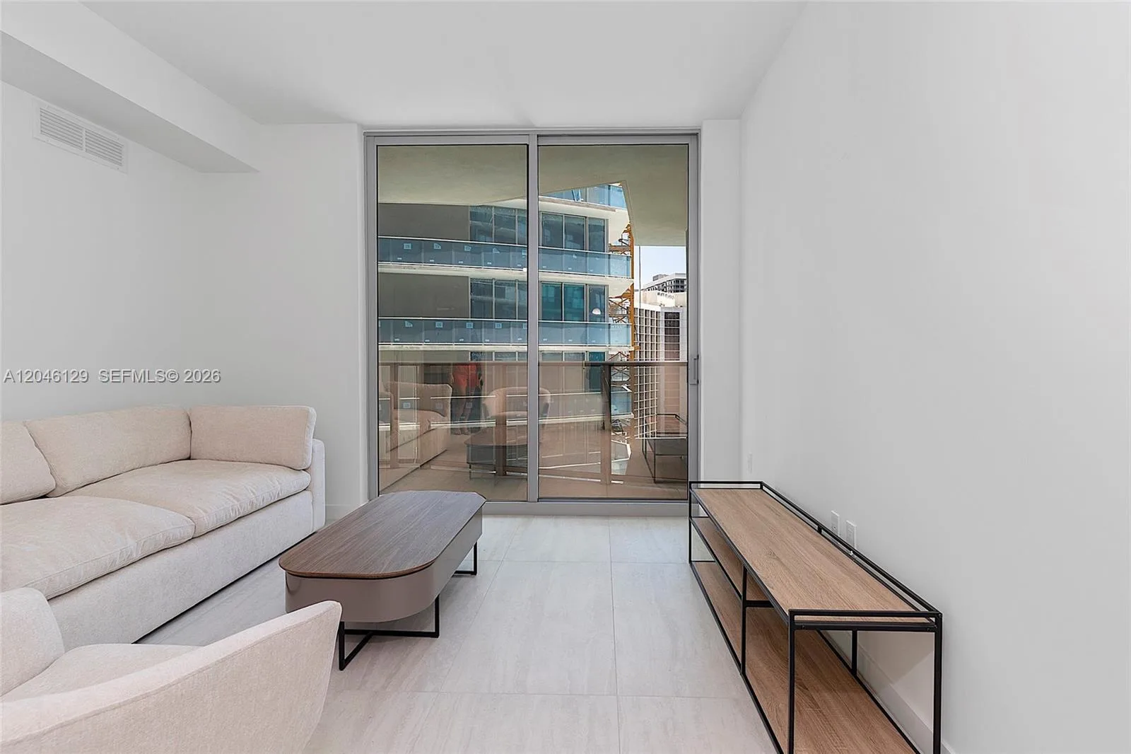 77 SE 5th St. # 1905, Miami, FL 33131 photo 7