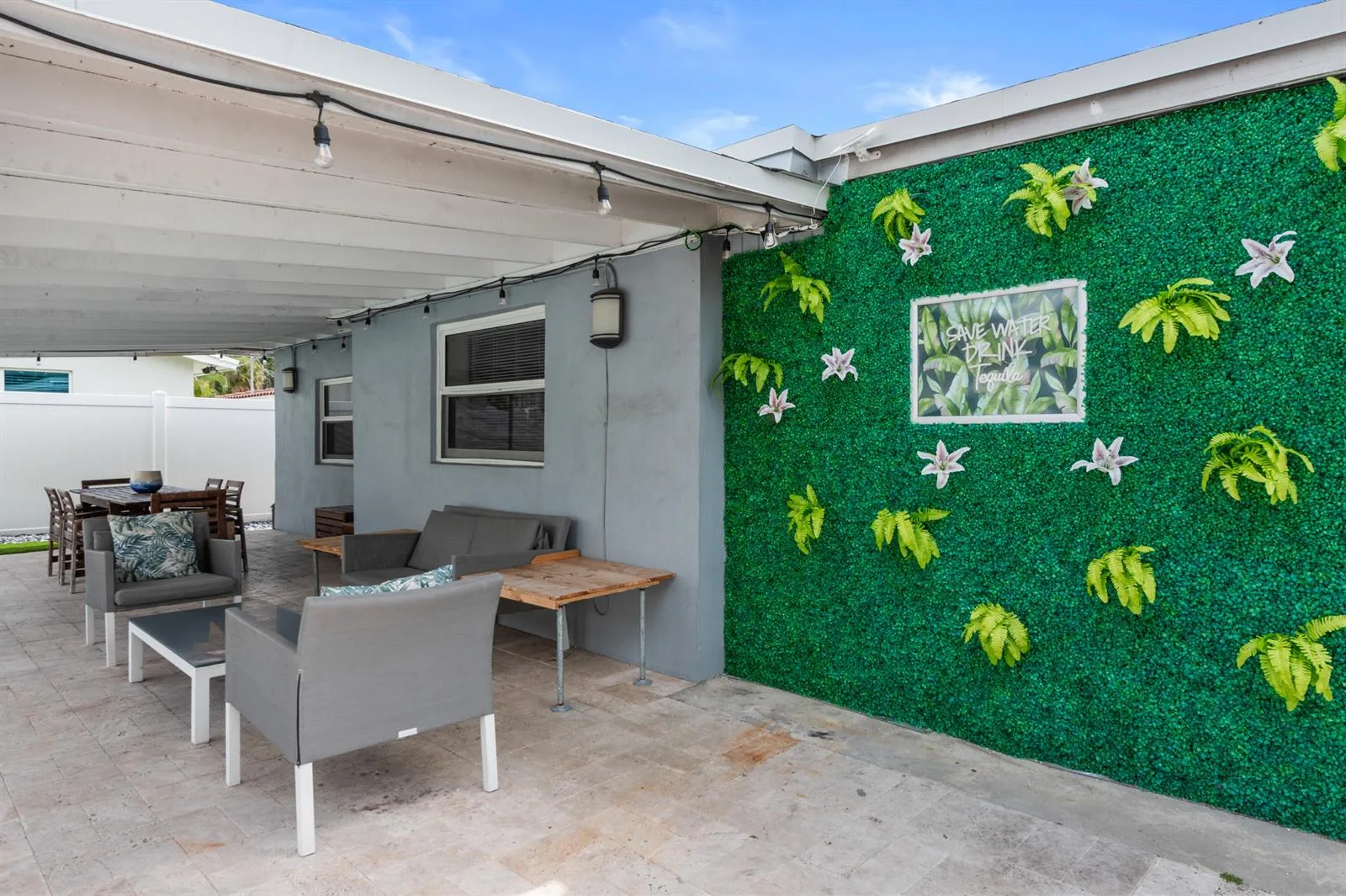 2012 SW 4th Avenue, Fort Lauderdale, FL 33315 photo 3