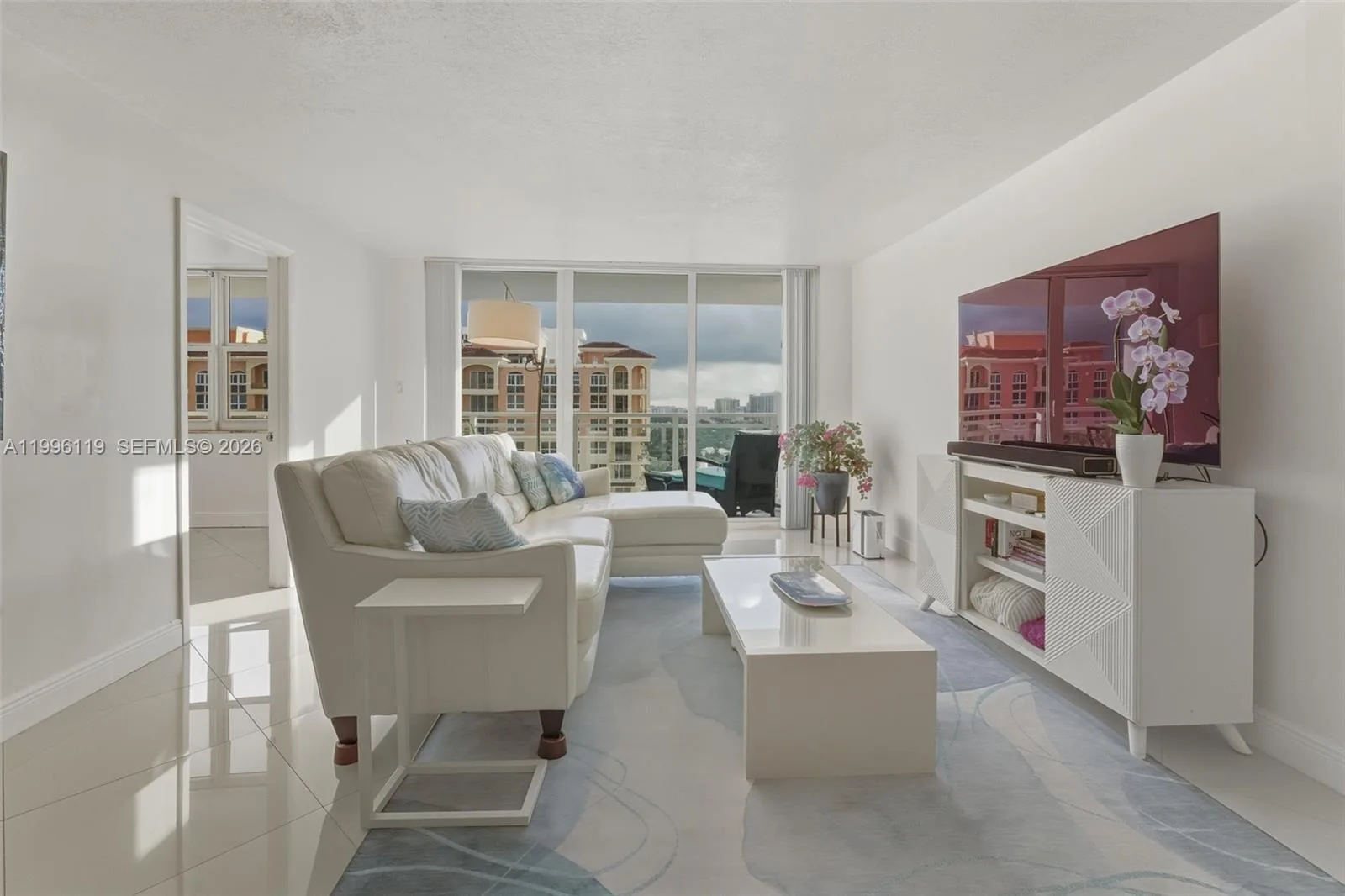 2030 S Ocean Dr # 1810, Hallandale Beach, FL 33009
