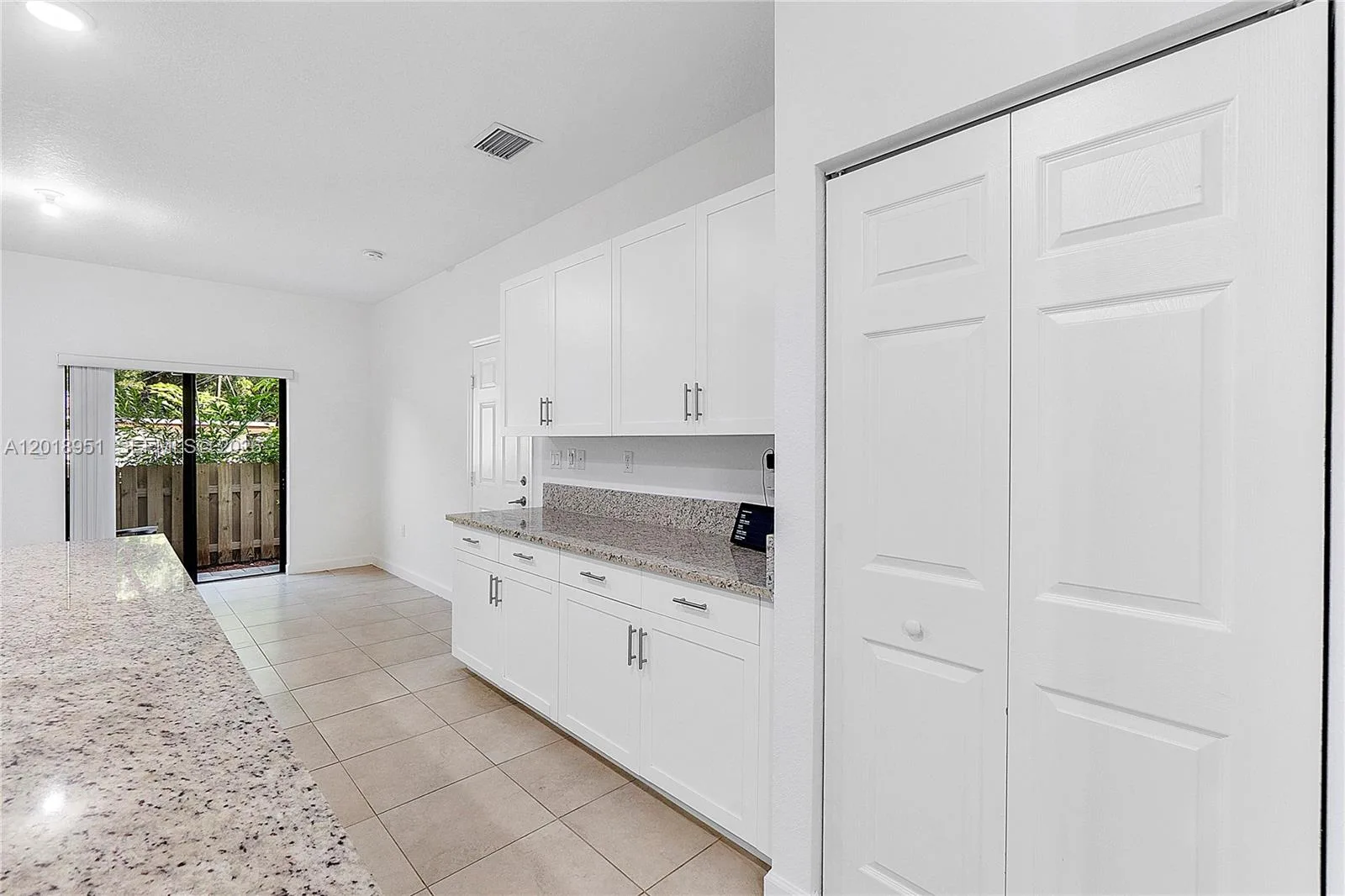 1541 SW 28th St # 1541, Fort Lauderdale, FL 33315 photo 4