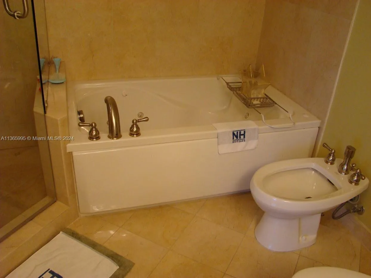 6365 COLLINS AV # 3407, Miami Beach, FL 33141 photo 13