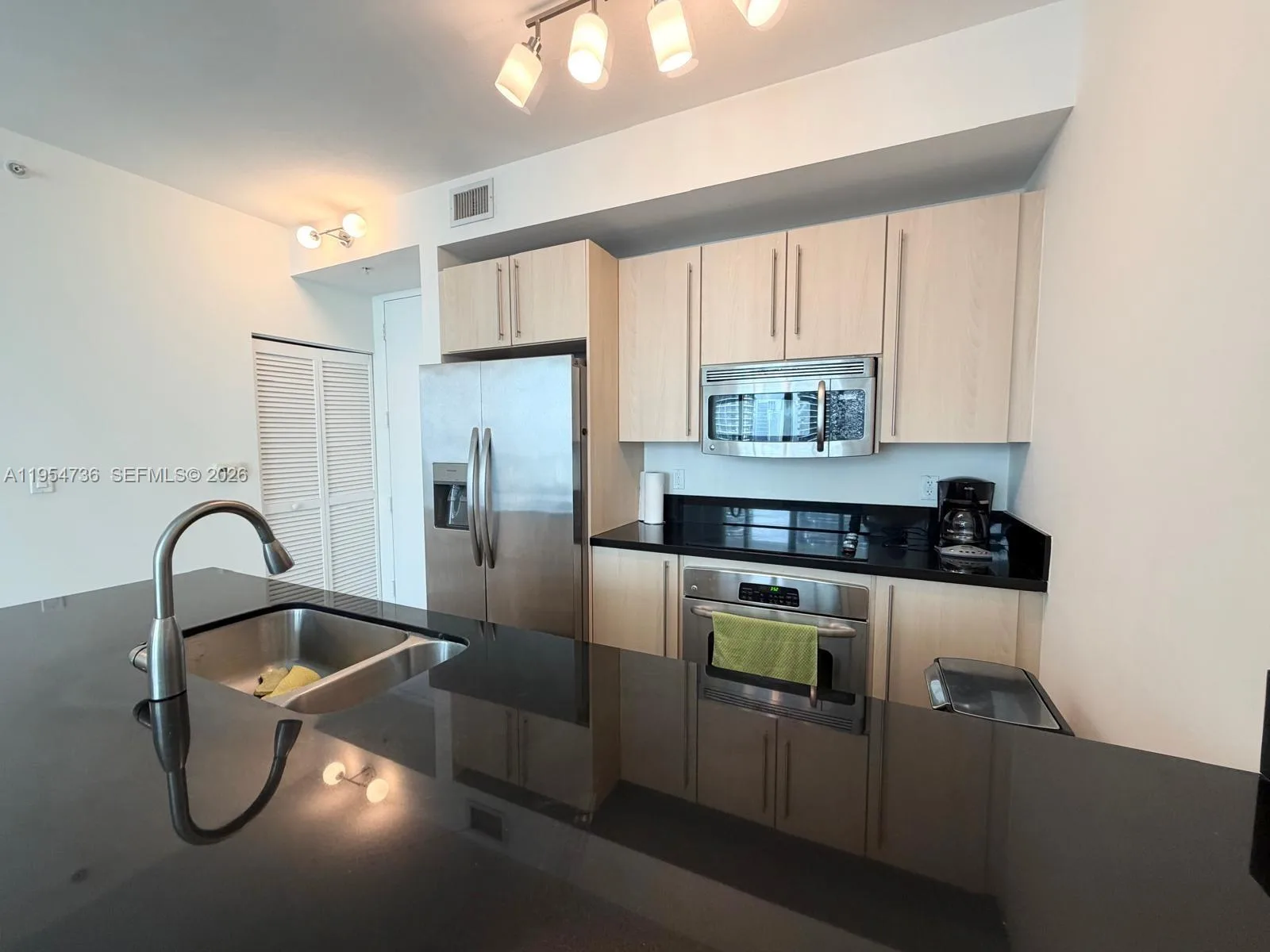 1111 SW 1 AV # 3022-N, Miami, FL 33130 photo 7
