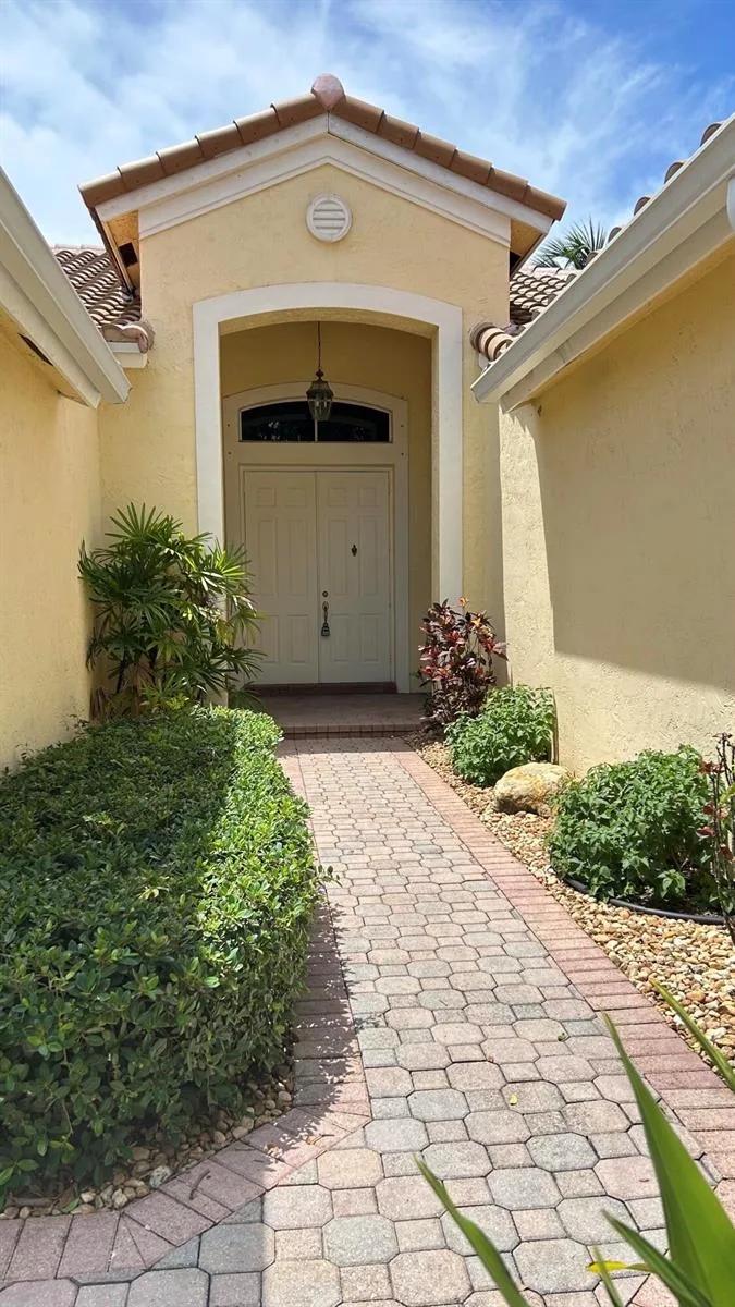 8192 NW 42nd Street, Coral Springs, FL 33065 photo 2