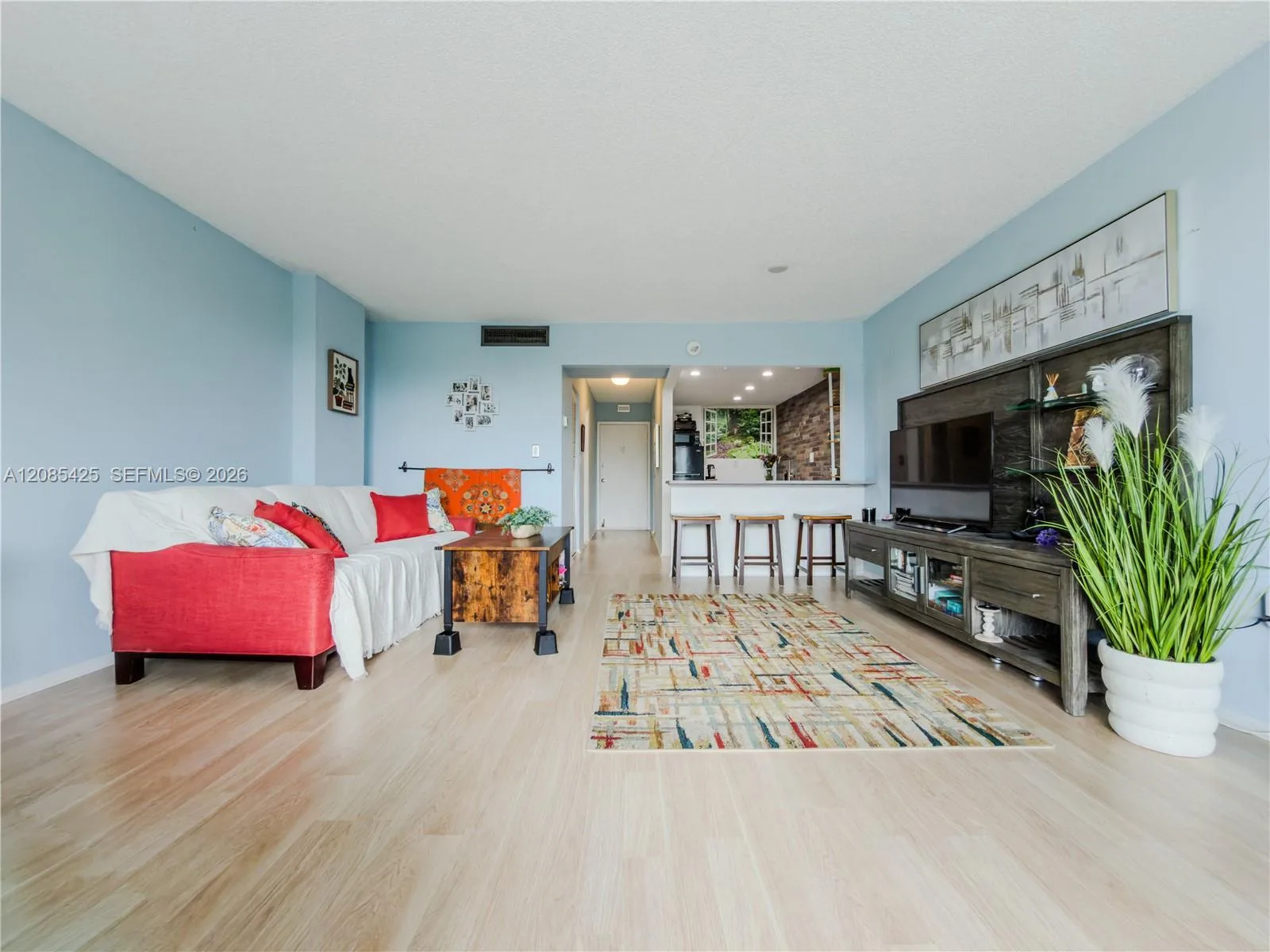 12500 NE 15th Ave # 312, North Miami, FL 33161