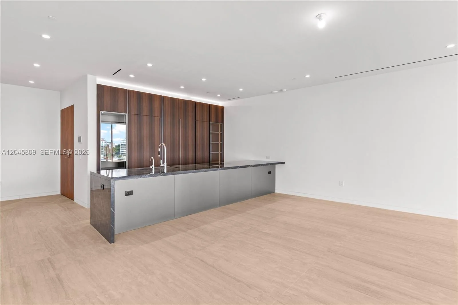 5 Grove Isle # L405, Miami, FL 33133 photo 9