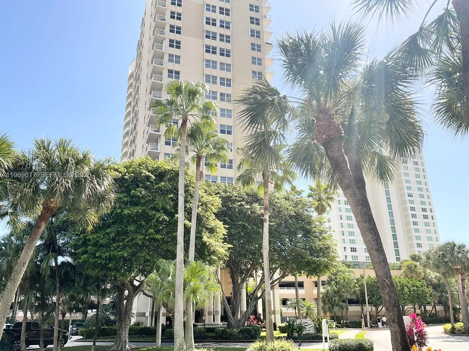 770 Claughton Island Dr # 704, Miami, FL 33131