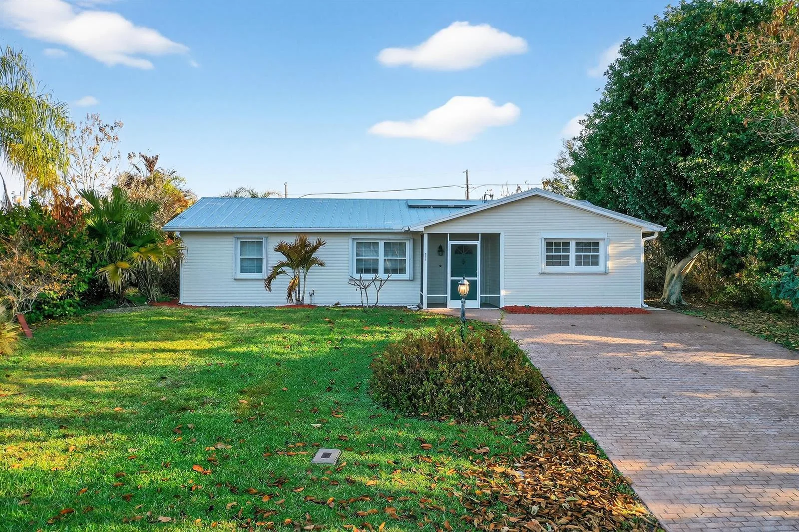2315 NE 19th Court, Jensen Beach, FL 34957 photo 4