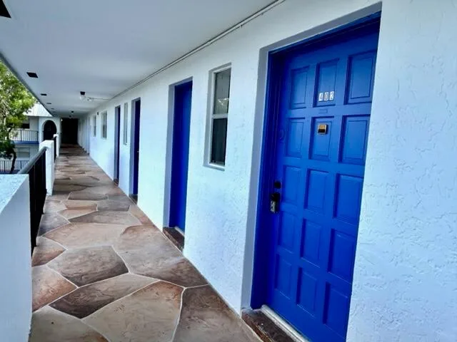 6061 N Falls Cir Drive # 402, Lauderhill, FL 33319 photo 2