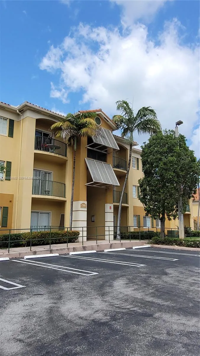 7280 NW 114th Ave # 205-8, Doral, FL 33178