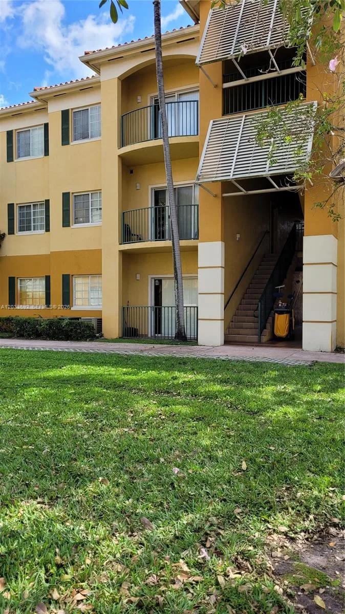 7280 NW 114th Ave # 205-8, Doral, FL 33178 photo 2