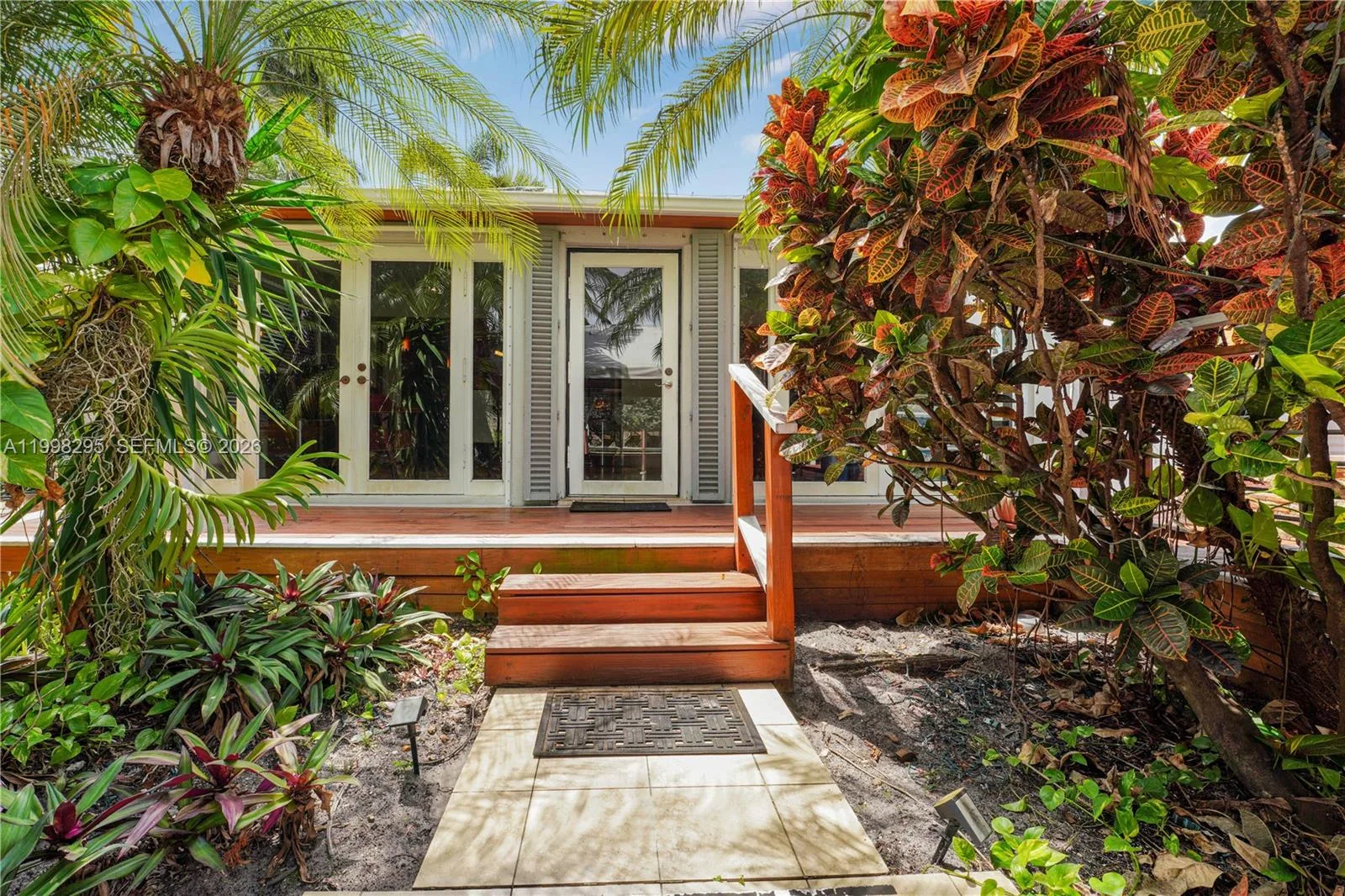 905 Mandarin Isle, Fort Lauderdale, FL 33315 photo 10
