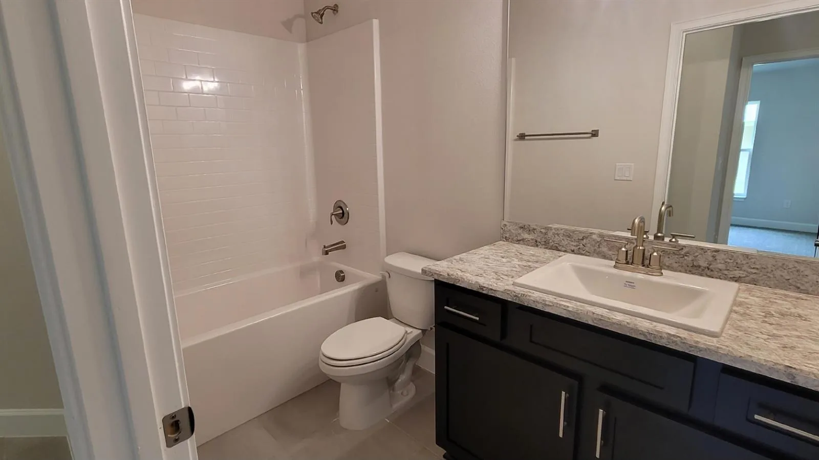 8839 Waterstone Boulevard, Fort Pierce, FL 34951 photo 12
