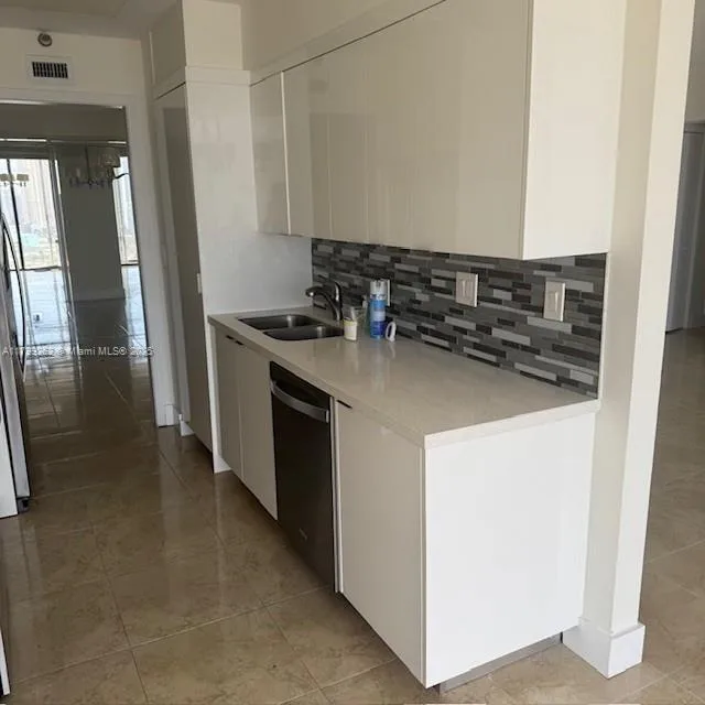 19355 Turnberry Way # 24F, Aventura, FL 33180 photo 4